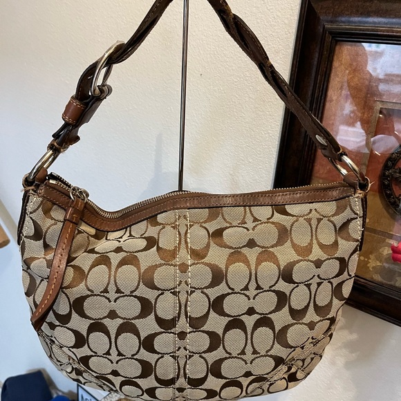 COACH Khaki/BrownSignature ShoulderBag.LeatherBraided Handle.SilverHardware.EUC - Picture 3 of 7